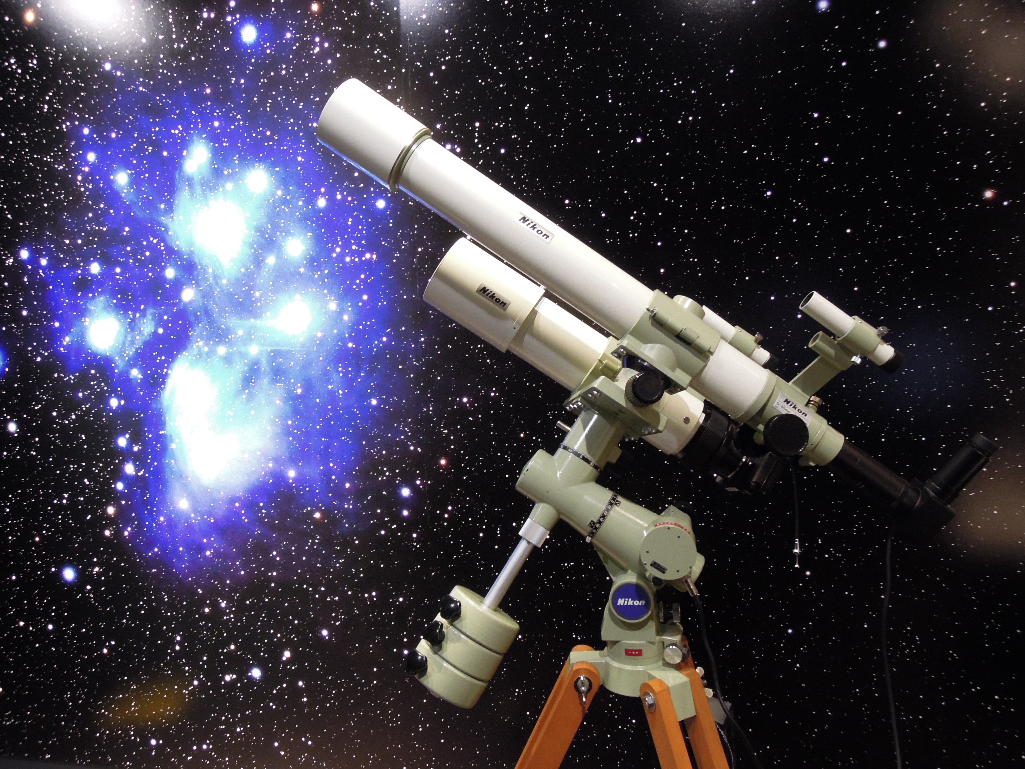 dronken in verlegenheid gebracht in beroep gaan Nikon Astronomical Telescopes